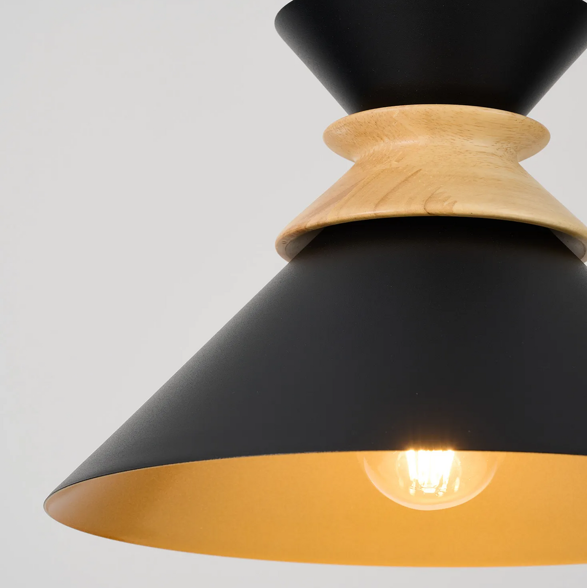 Cargan Single Drop Pendant in Satin Black