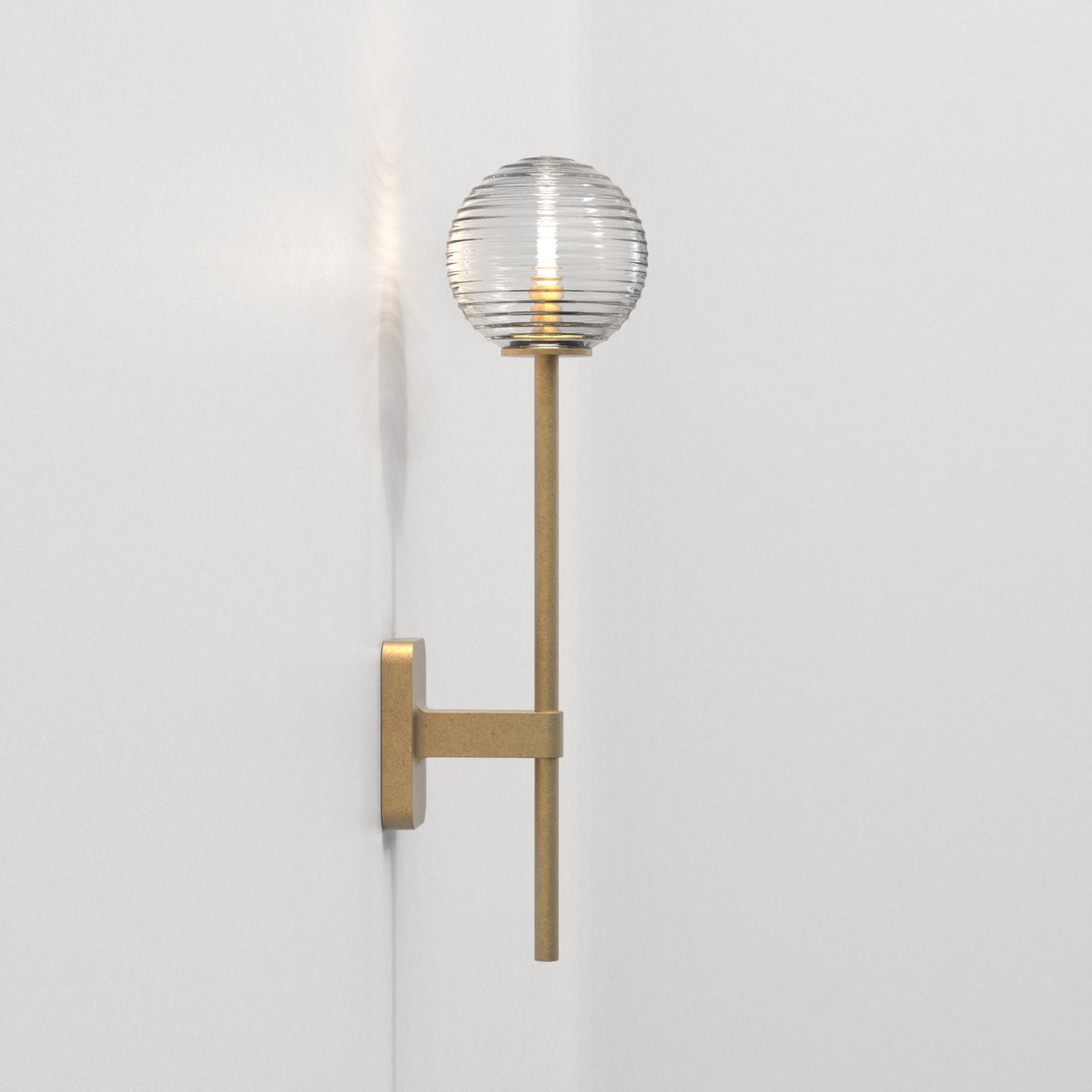 Tacoma IP44 Single Grande wall Light in Antique Brass