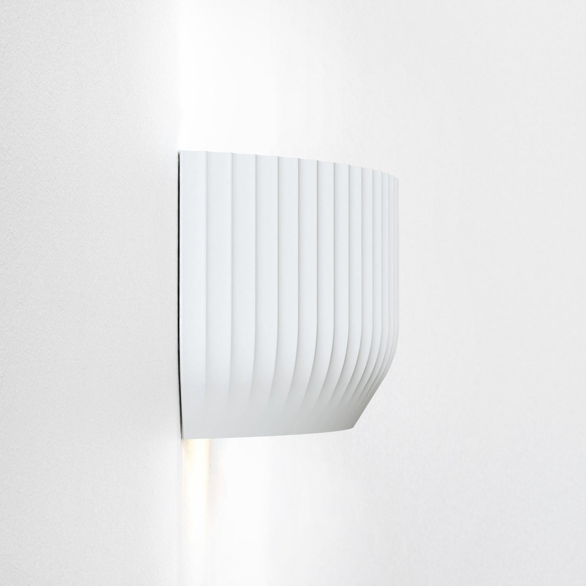 Blend Wall Light in White Plaster