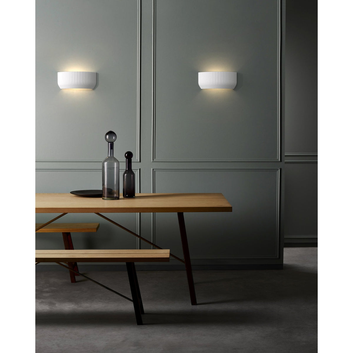 Blend Wall Light in White Plaster