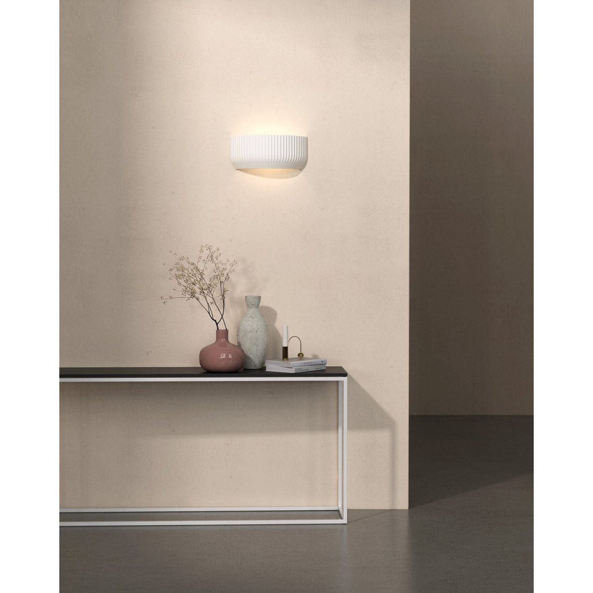 Blend Wall Light in White Plaster