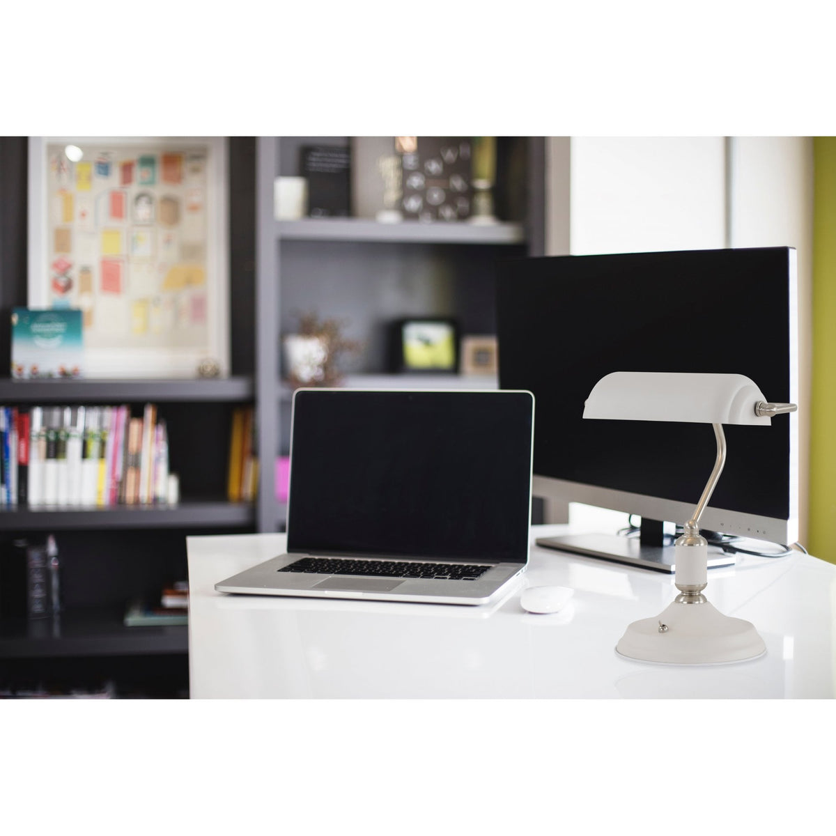 Modbury Bankers Table Lamp Toggle Switched in Textured White & Satin Nickel