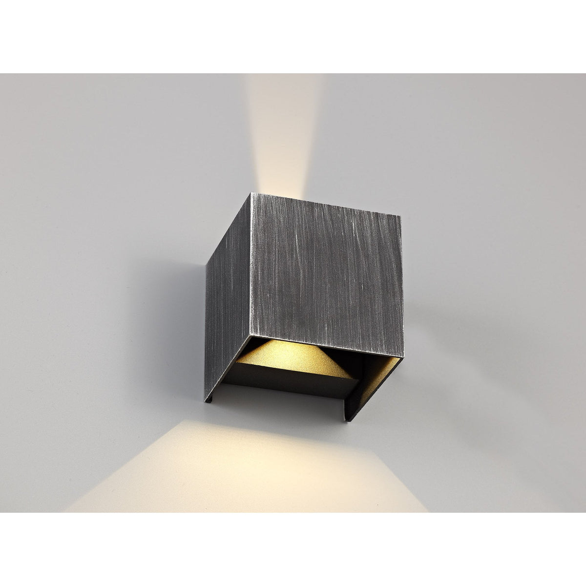 Pennymoor 2 x 3W LED IP54 Up and Down Wall Light in Black Silver