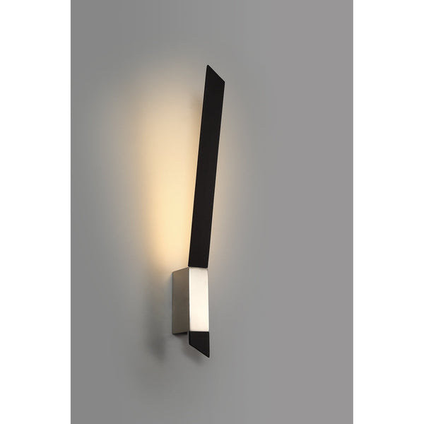 Shebbear 8W LED Wall Light in Sand Black & Satin Nickel
