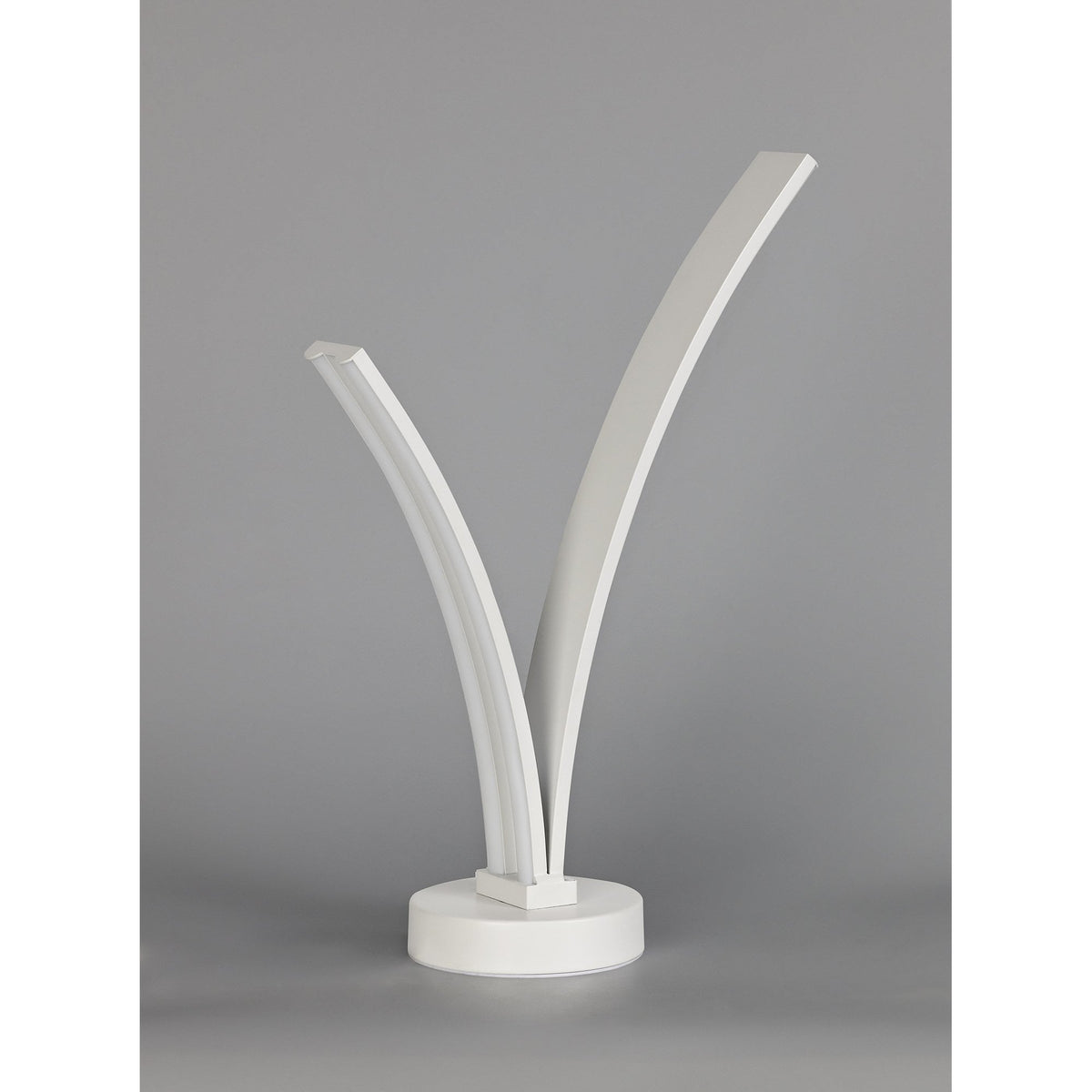 Revelstoke 2 Light Table Lamp in White