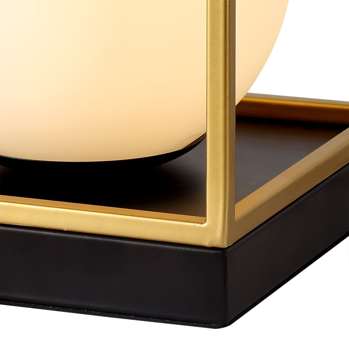 Holcombe Table Lamp in Matt Black & Painted Gold