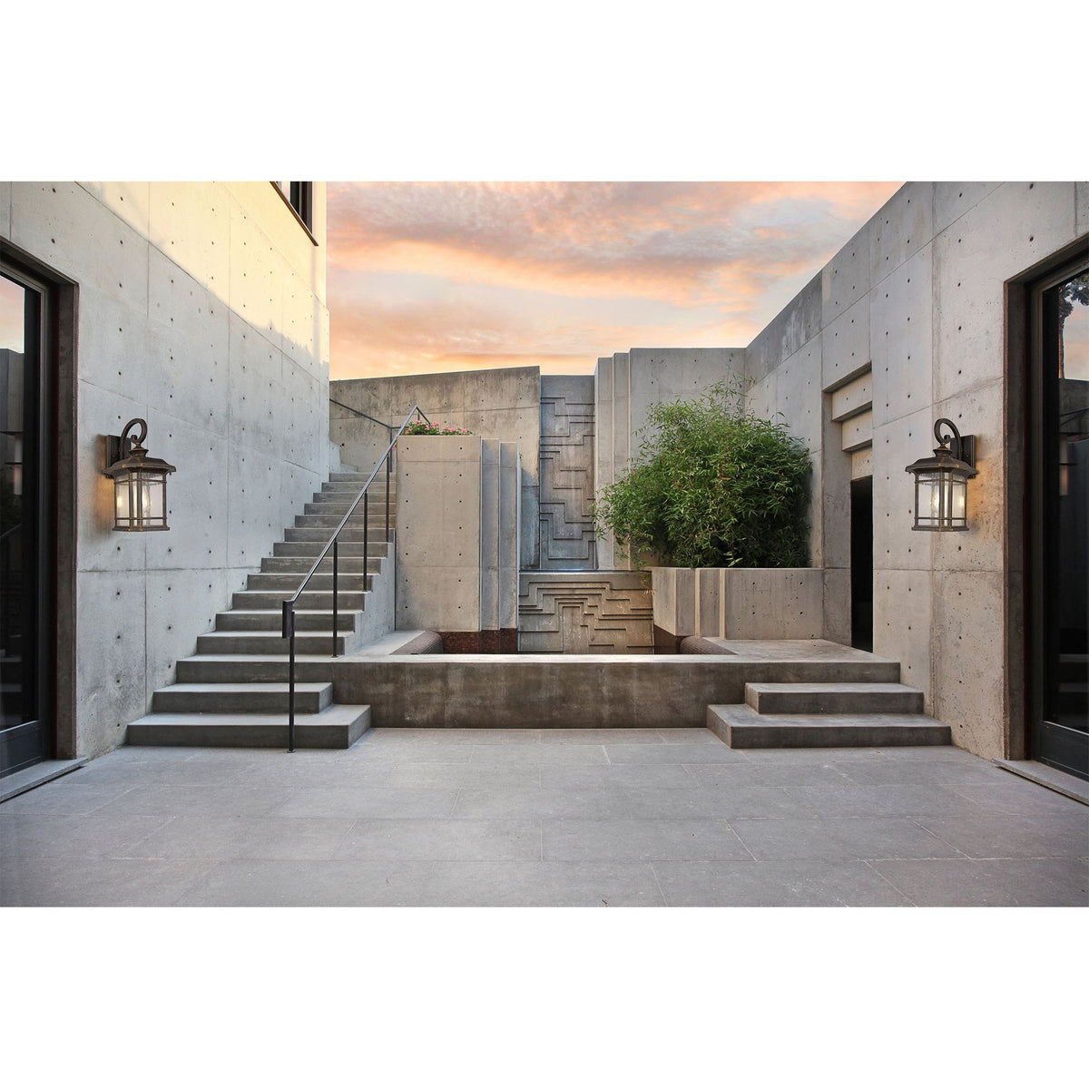 Bittadon Small Wall Lamp in Brushed Black and Gold with Seeded Glass