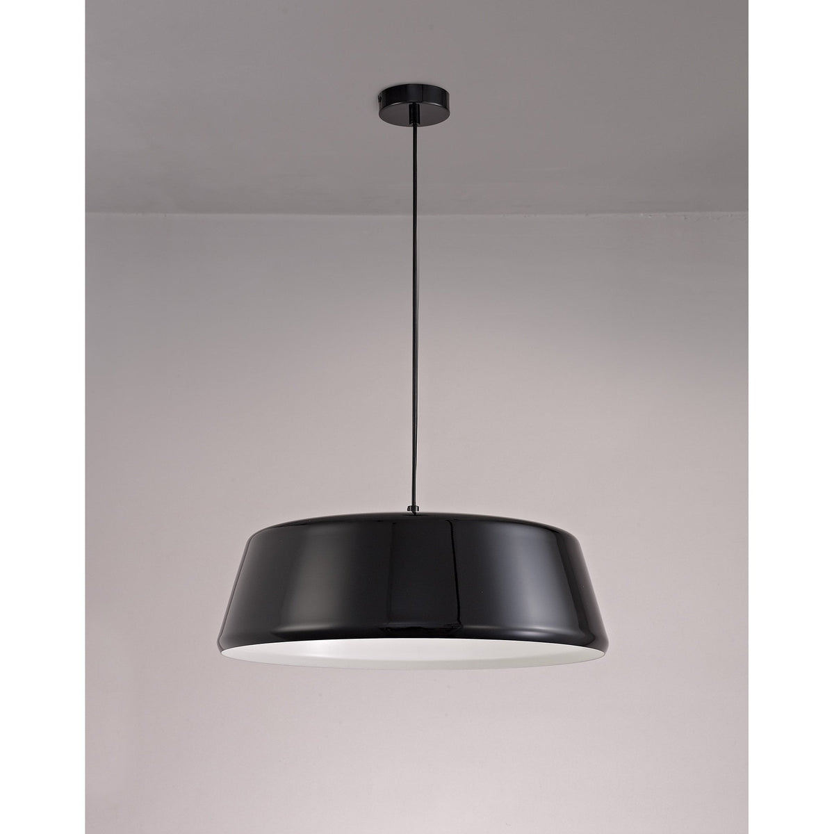 Kingsbridge Large E27 Gloss Black and Gloss White Pendant