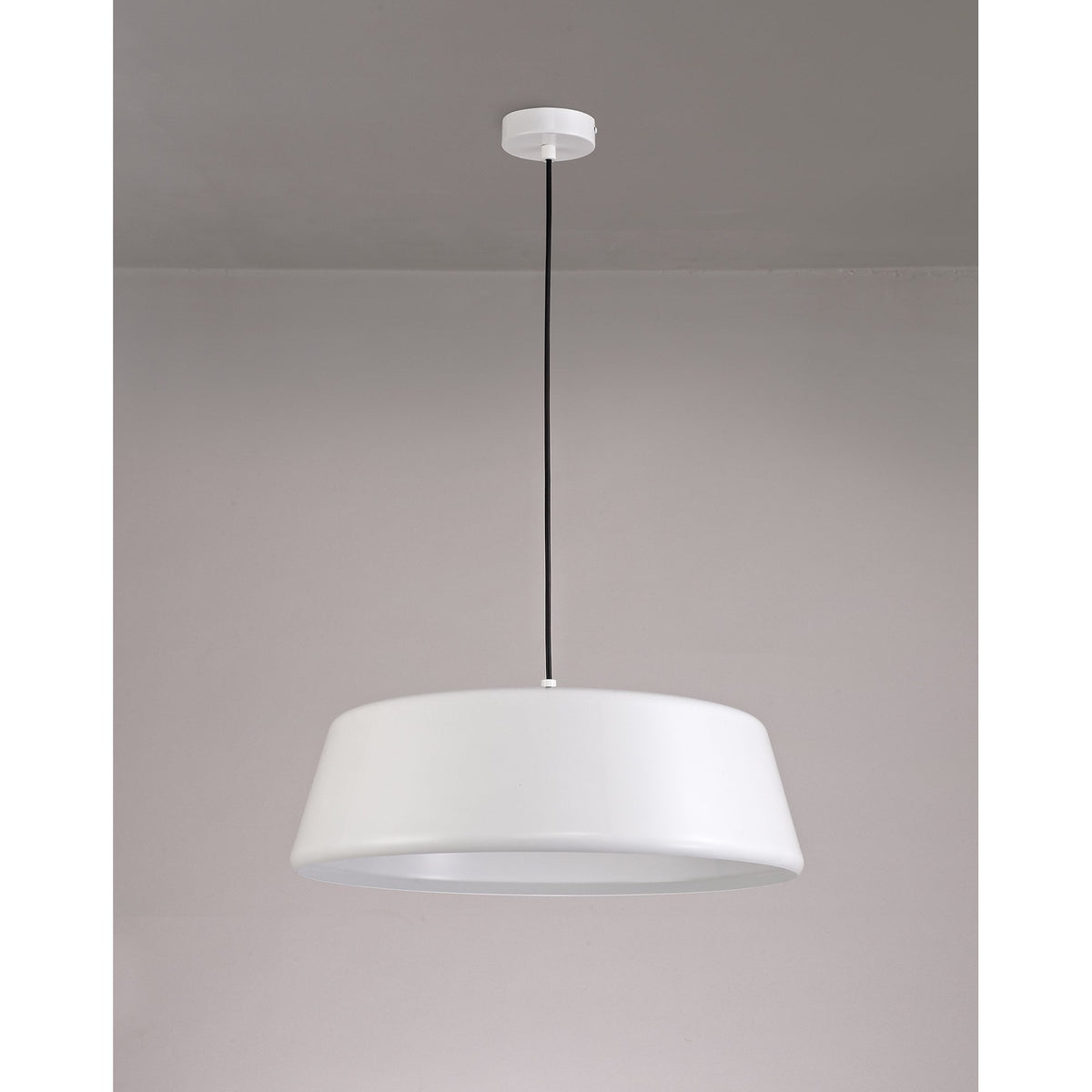 Kingsbridge Large E27 Gloss White Pendant