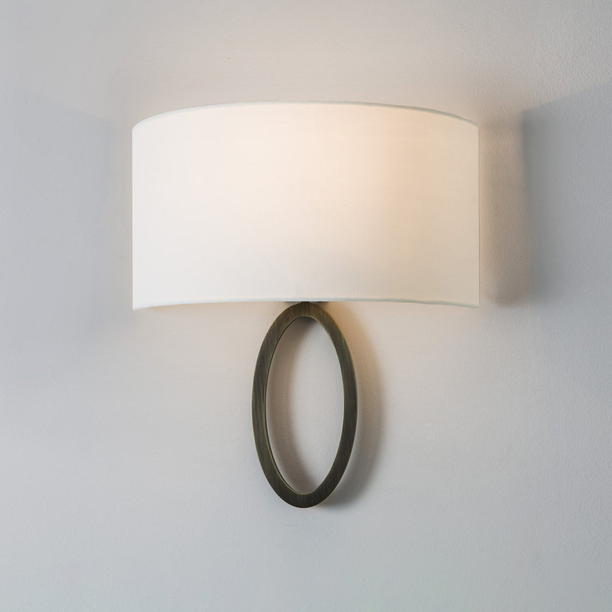 Lima Bronze Wall Light