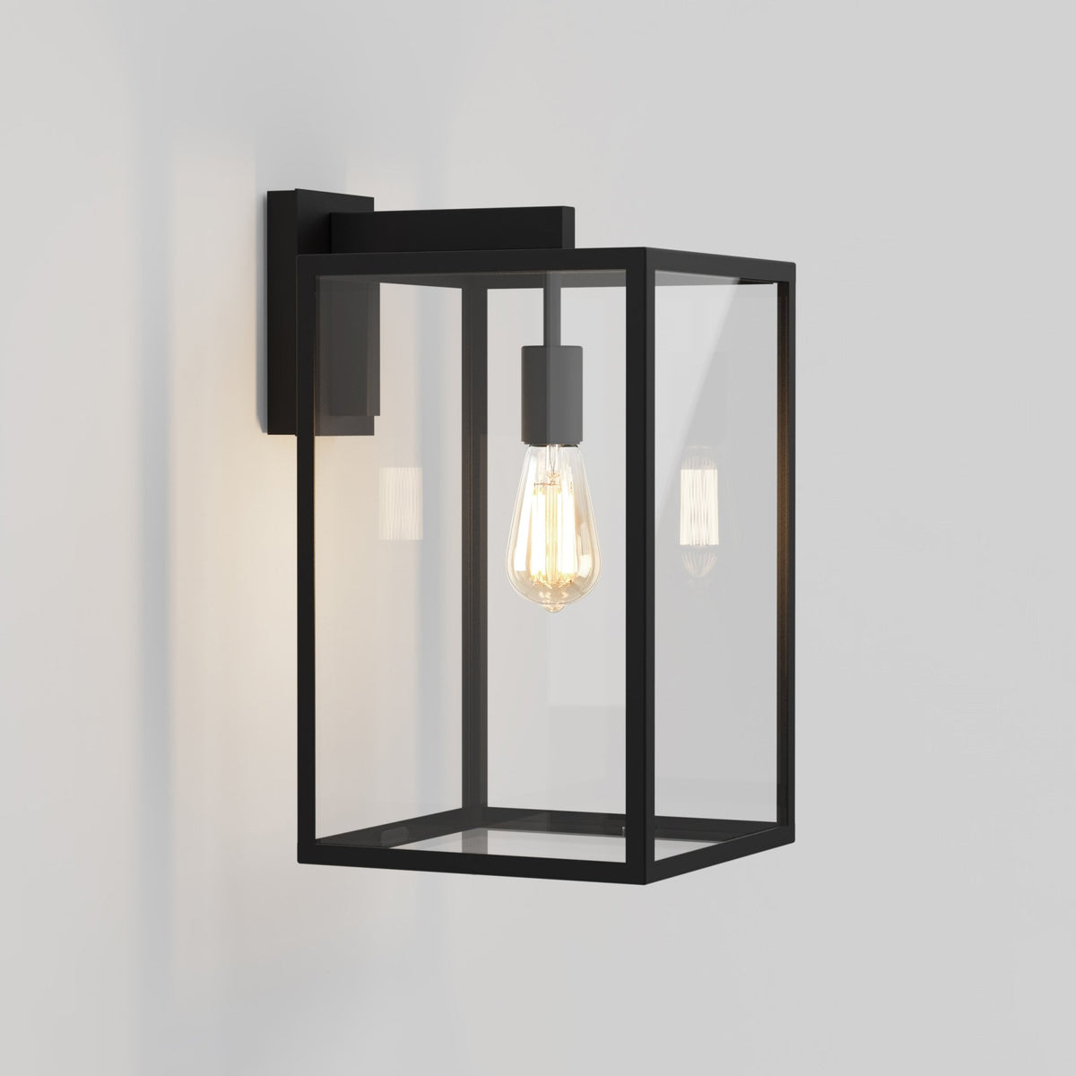 Box Lantern 450 Outdoor Wall Light
