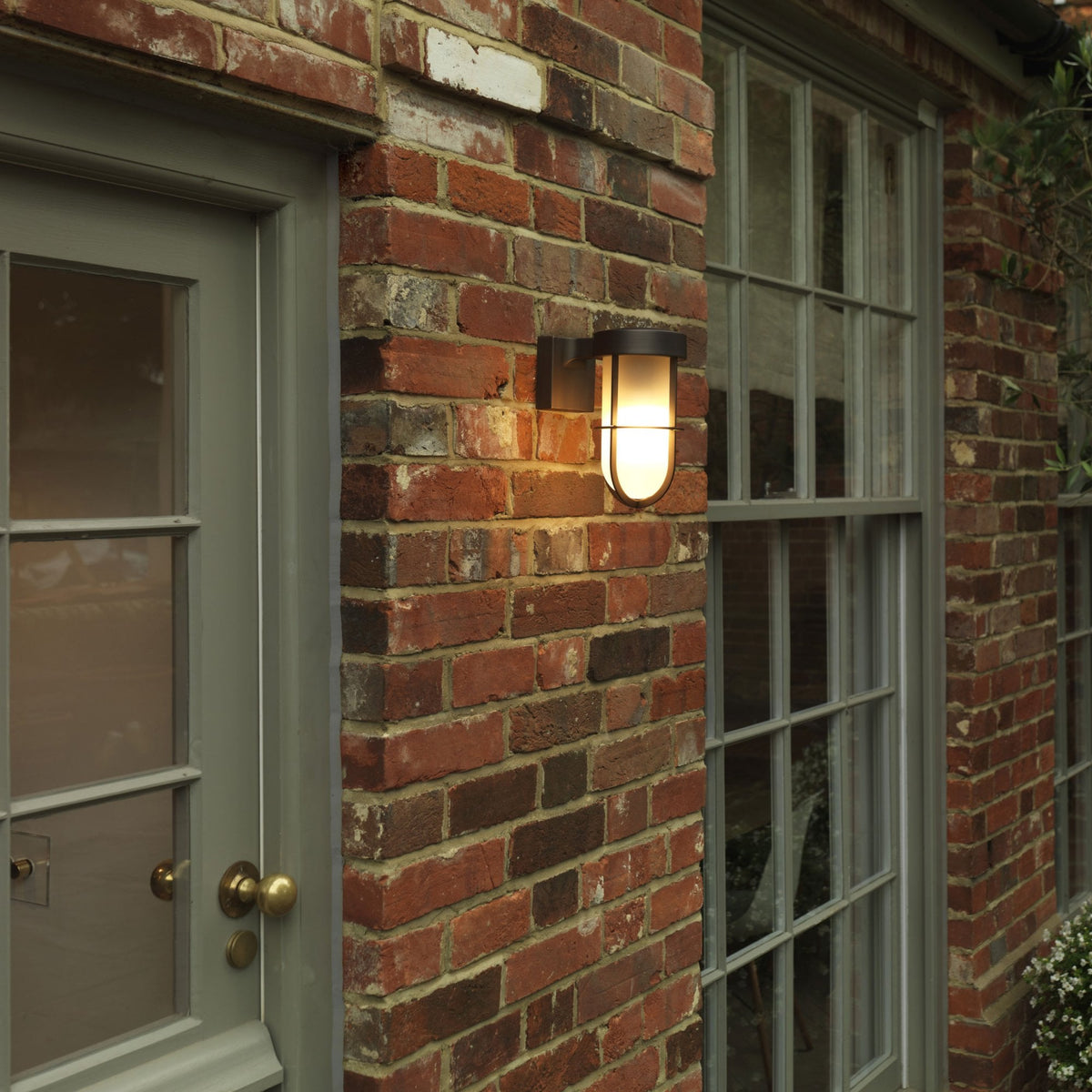 Cabin Exterior Wall Light in Bronze and Clear Glass