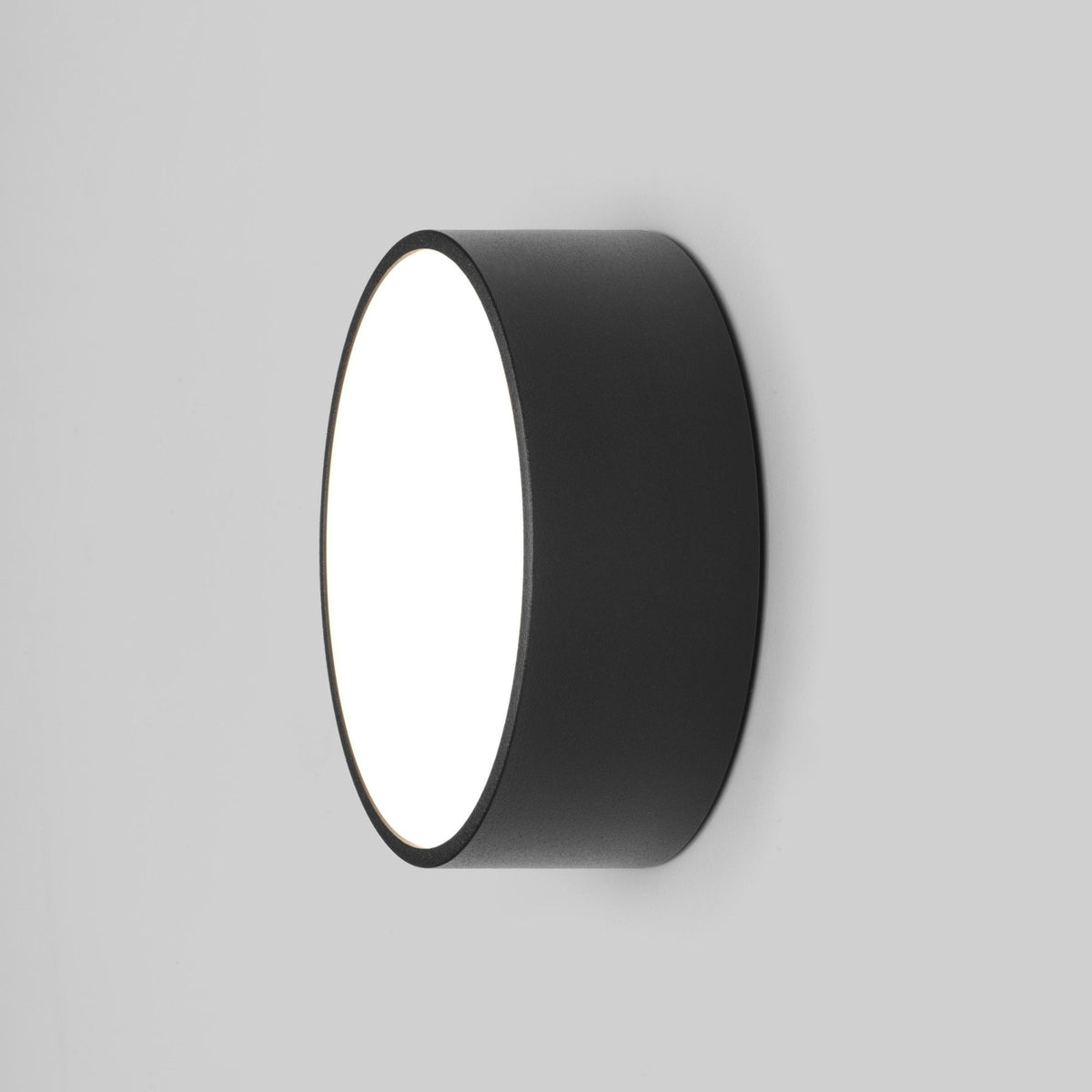 Kea 150 IP65 LED Wall Light in Black