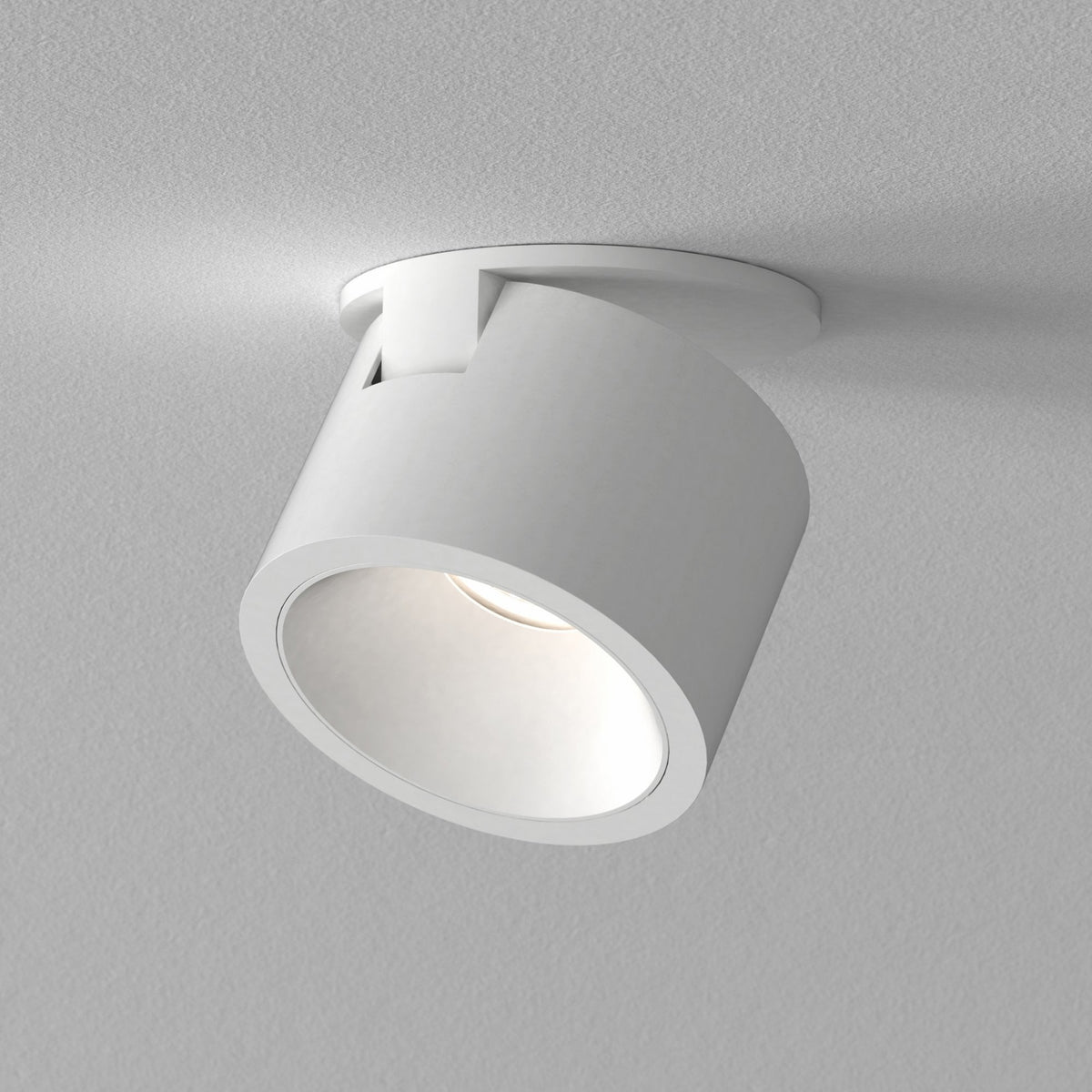 Lynx LED Recessed Ceiling Adjustable Spotlight in White