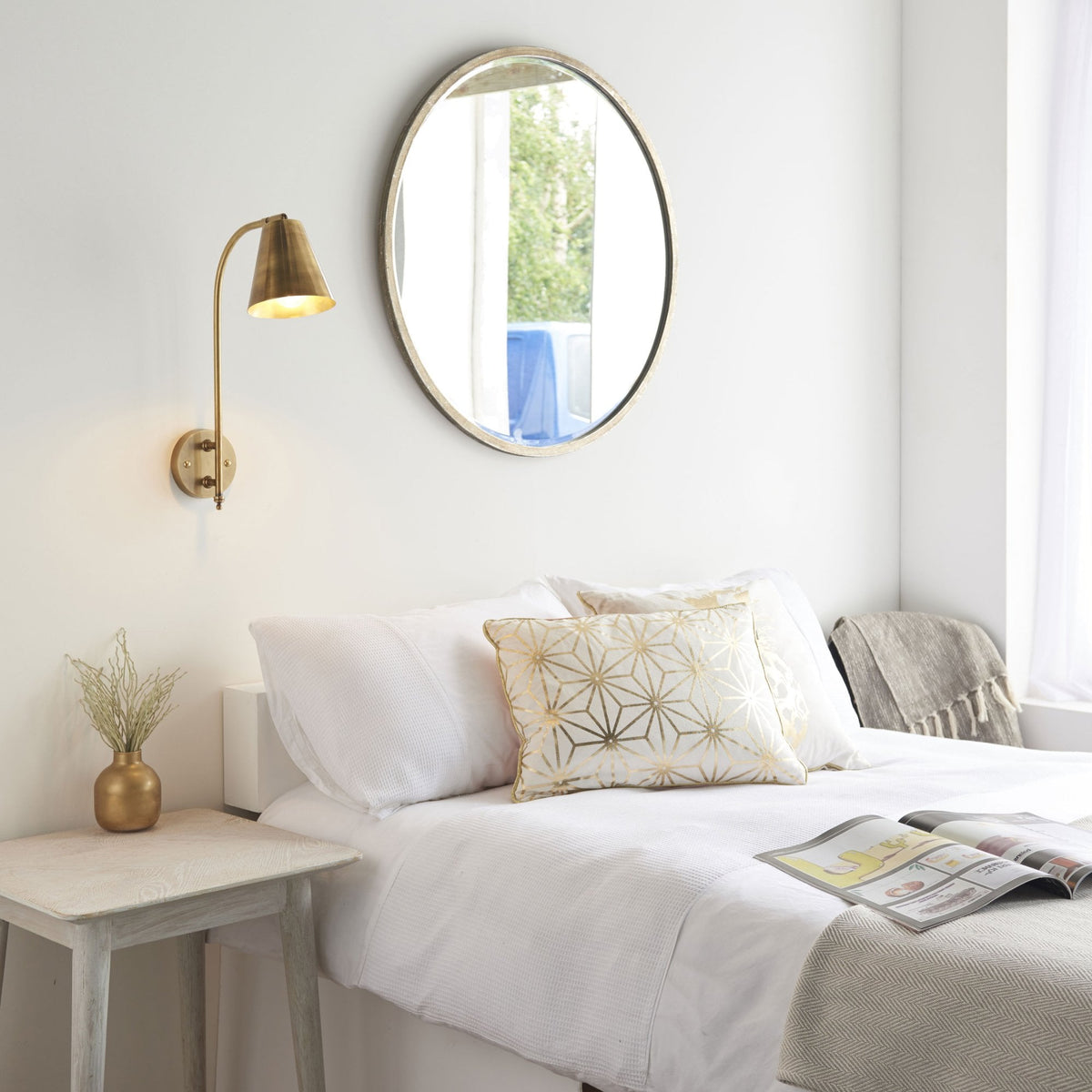 Radha Antique Solid Brass Wall Light