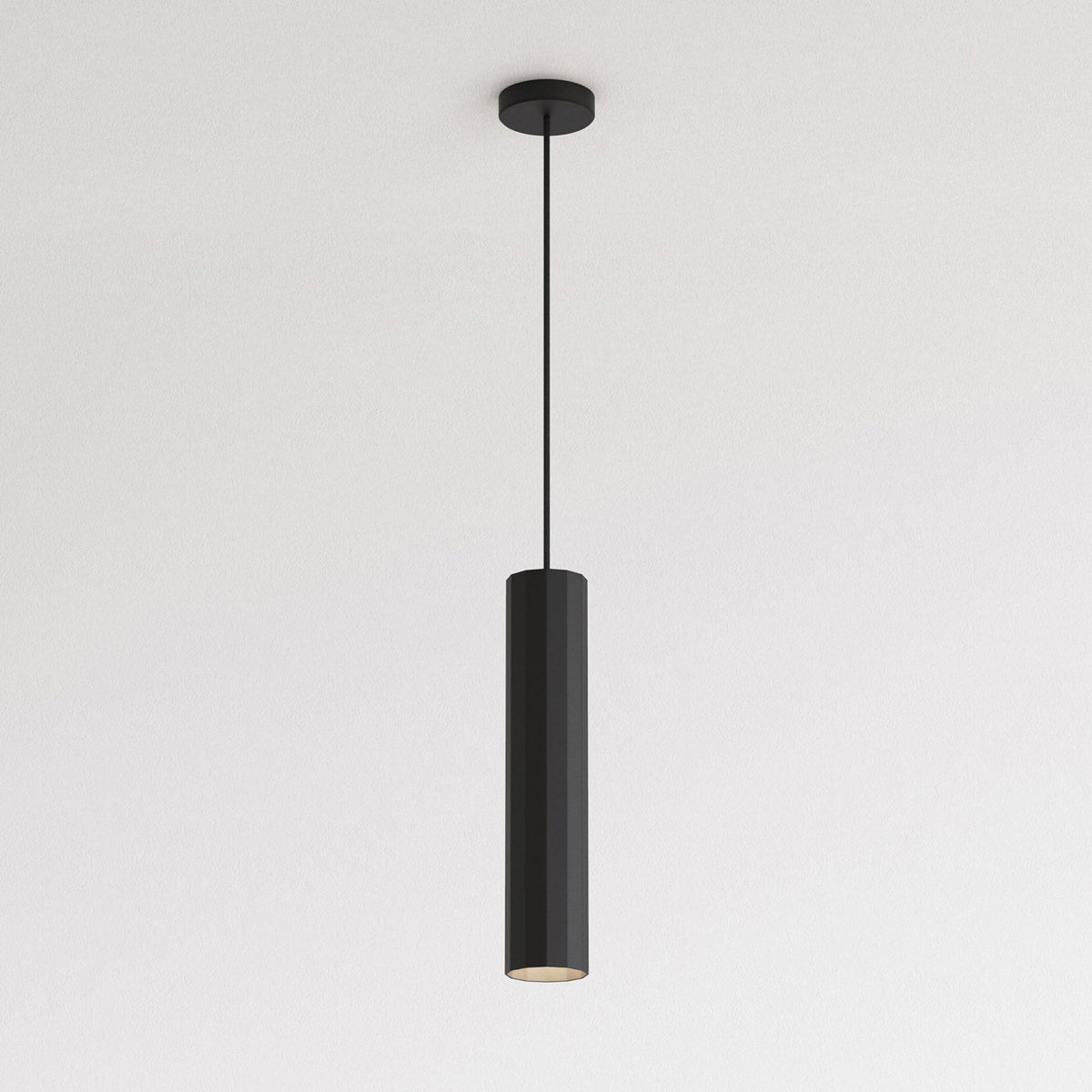 Hashira Pendant Light in Matt Black