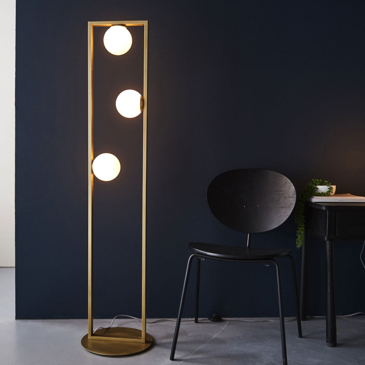 Teo Geometric Floor Lamp in Brushed Gold