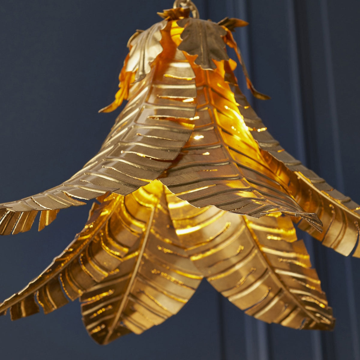 Palm Leaf Shape Single Pendant in Distressed Gold