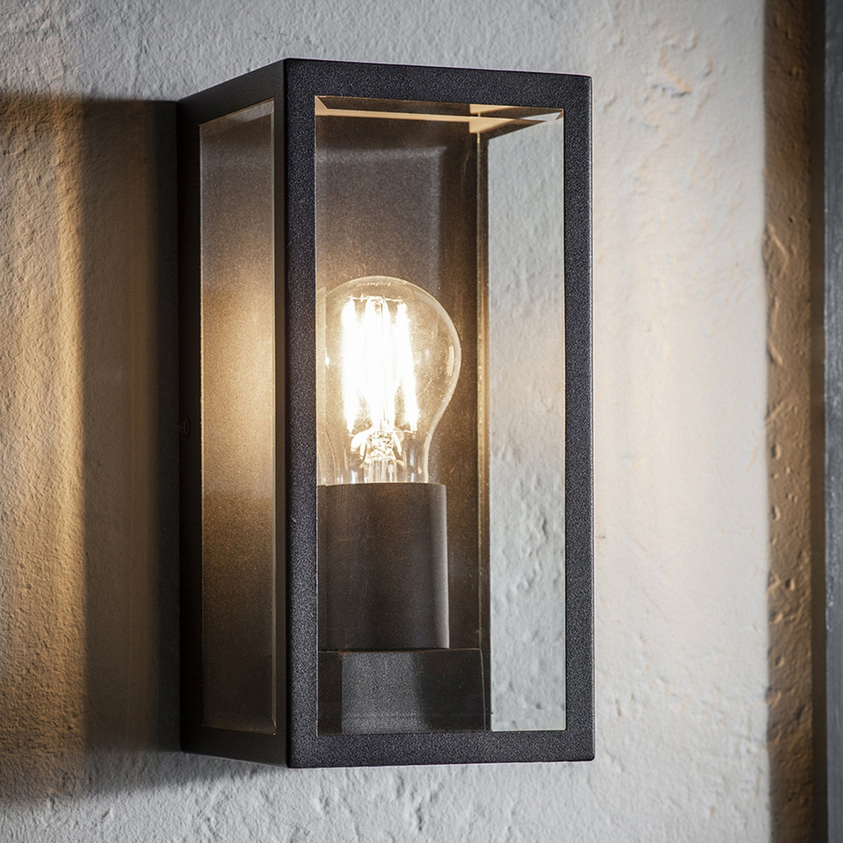 Oxford IP44 Exterior Wall Light in Matt Black