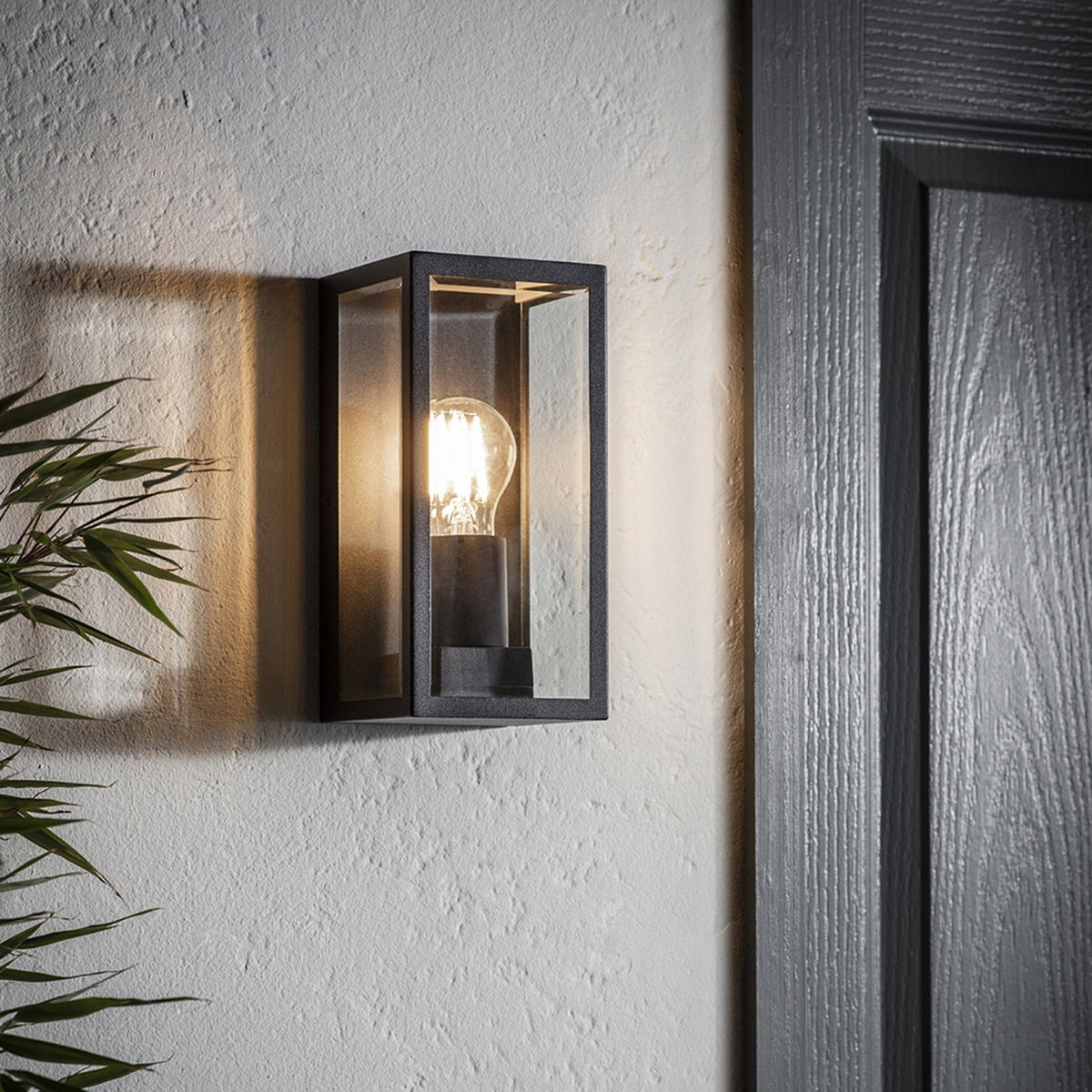 Oxford IP44 Exterior Wall Light in Matt Black