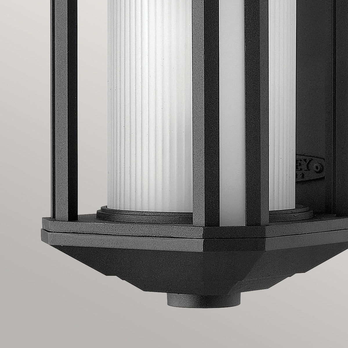 Castelle IP44 Exterior Small Wall Light in Black
