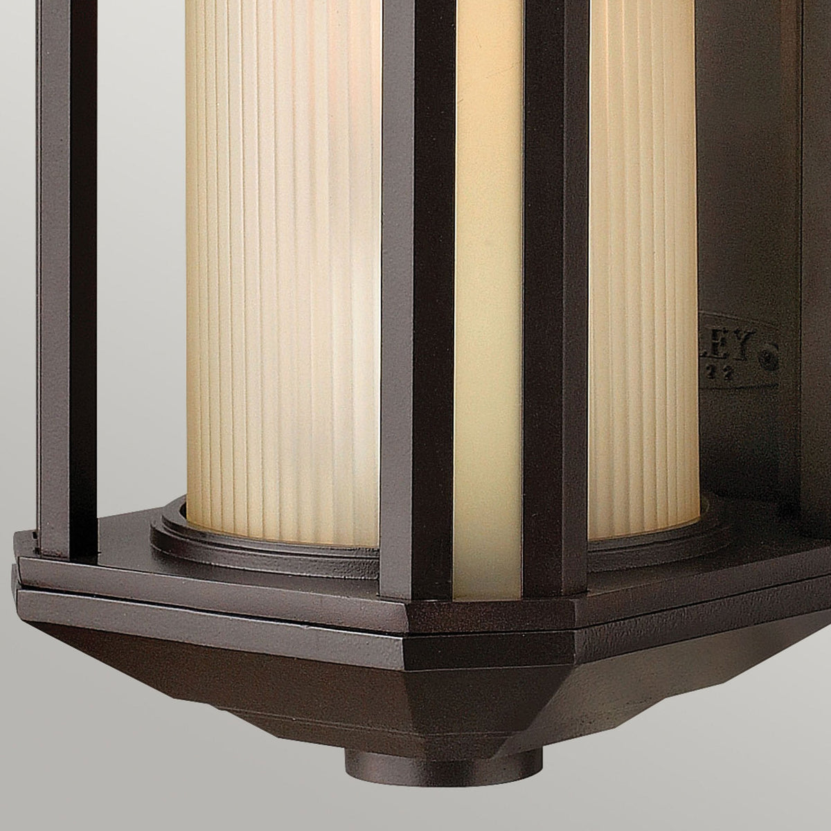 Castelle IP44 Exterior Small Wall Light in Bronze