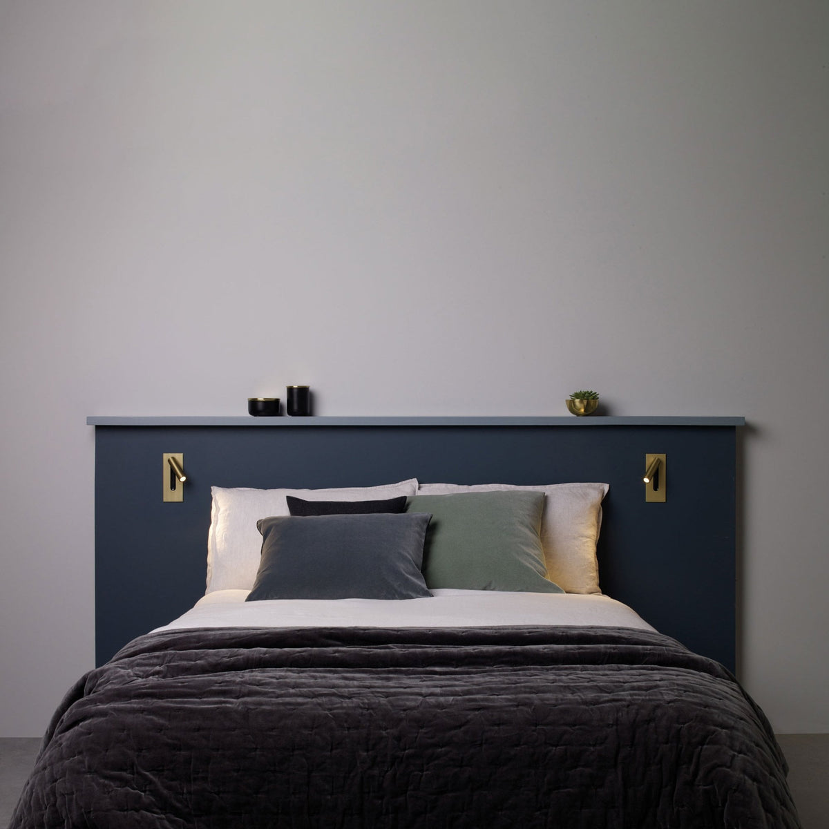 Fuse 3 Micro Switched LED Reading Light in Matt Gold