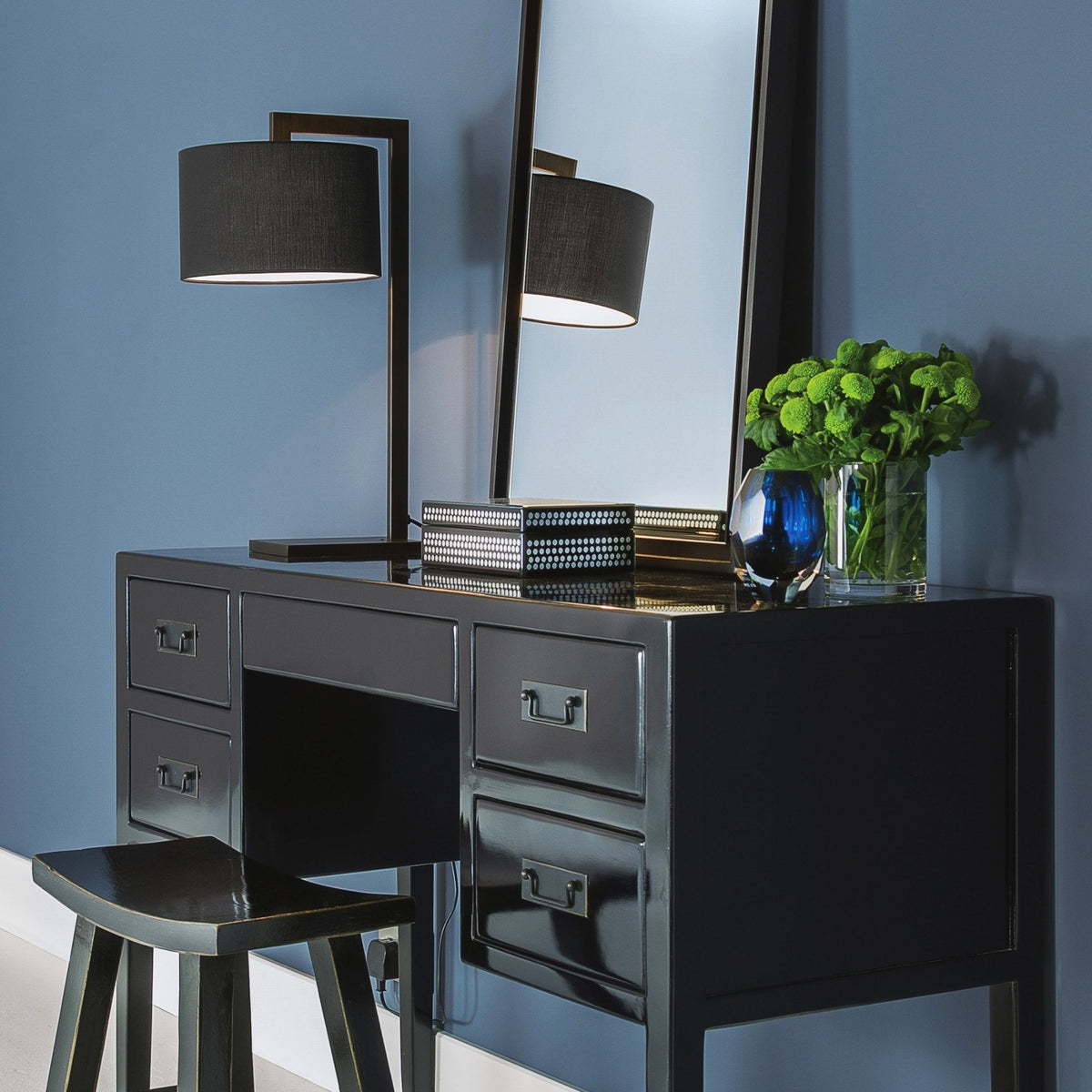 Ravello Switched Table Lamp in Bronze