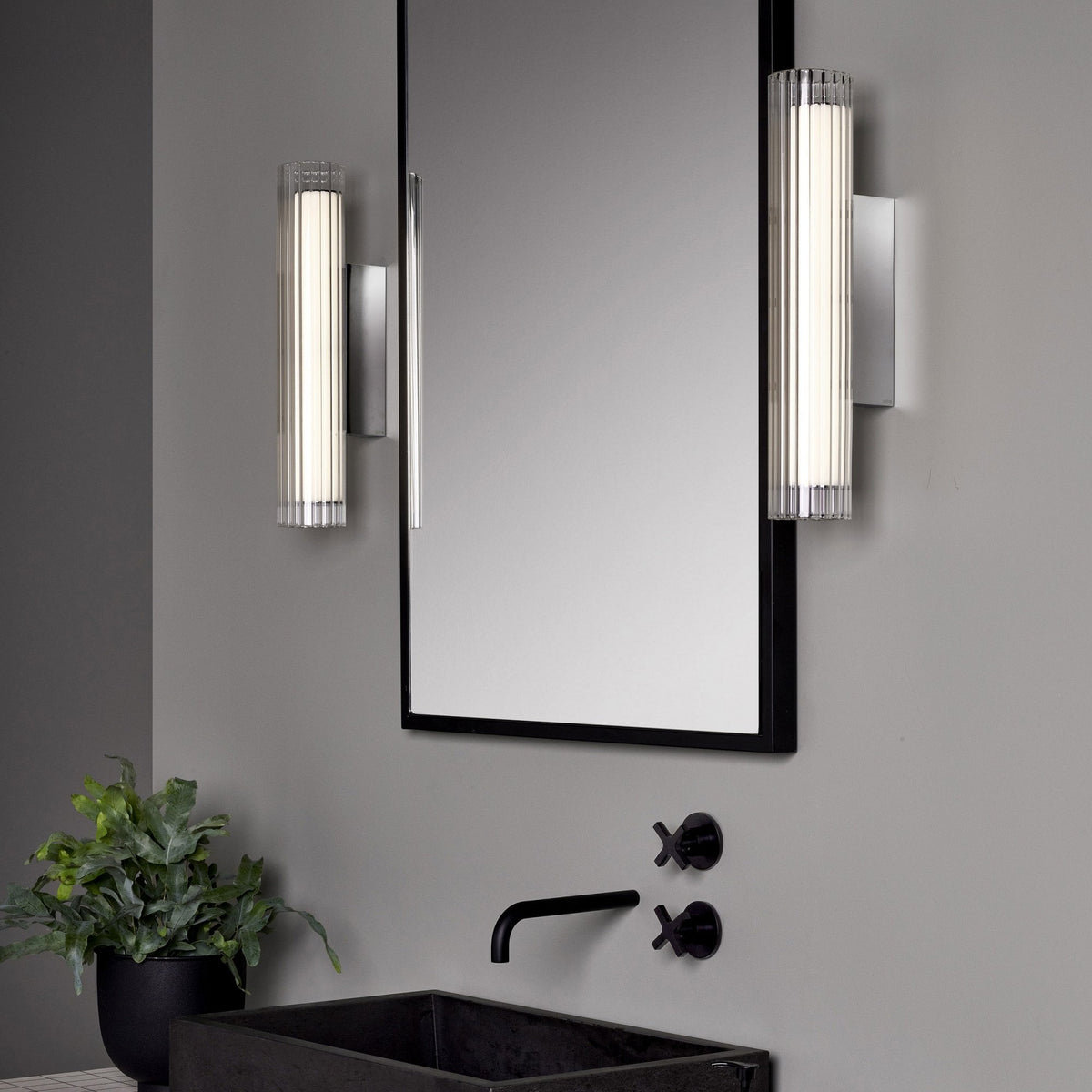 io 420 LED IP44 Wall Light in Polished Chrome