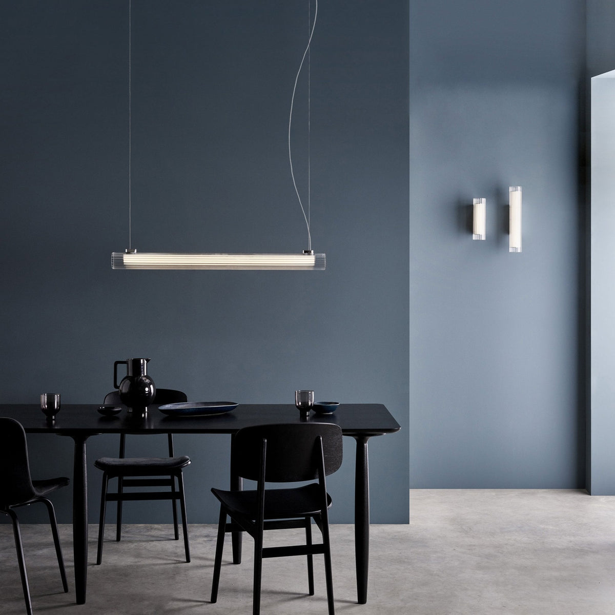 io 420 LED IP44 Wall Light in Polished Chrome