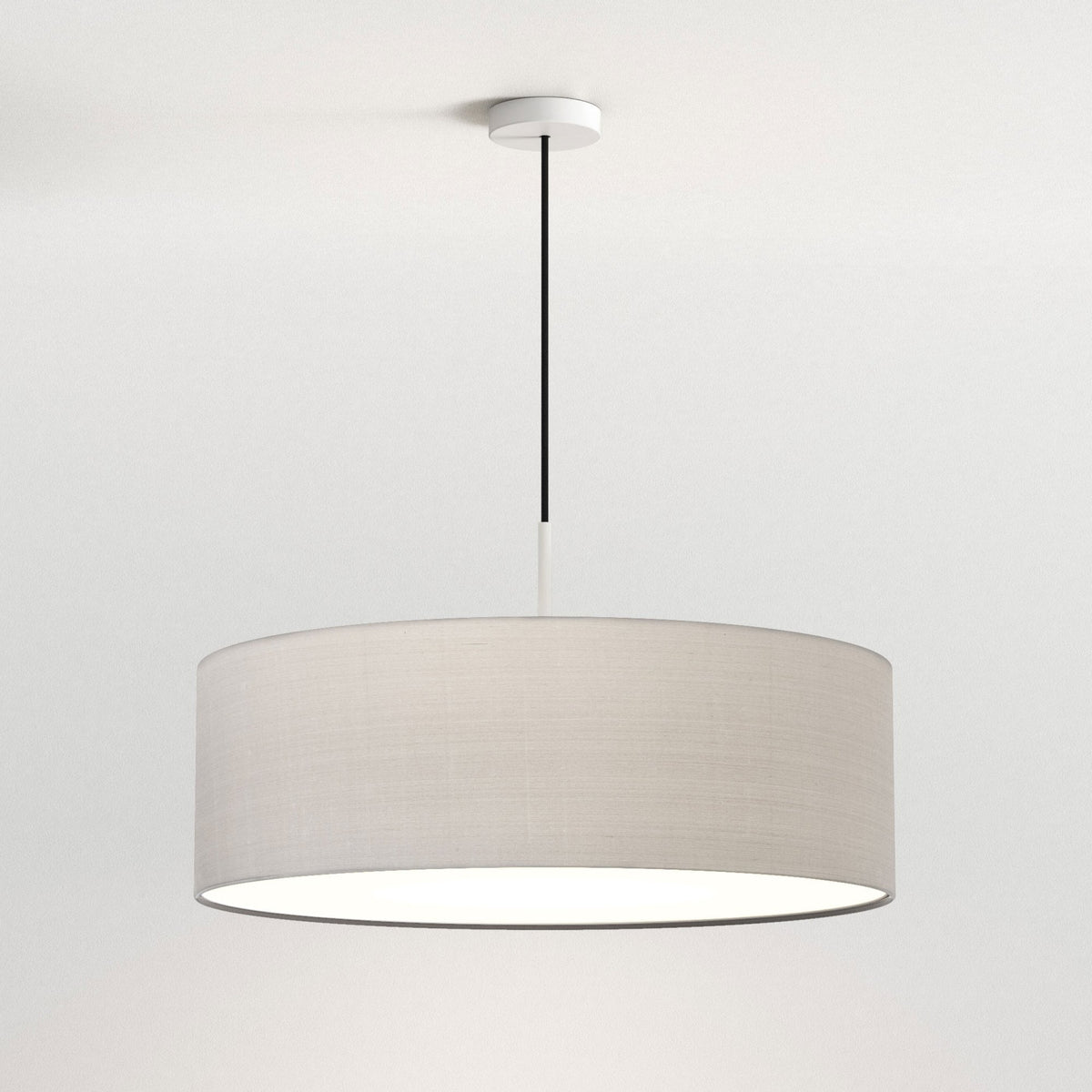 Cambria 600 Shade in Putty