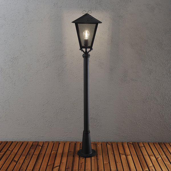 Benu IP23 Black Path Light with Black Persius Pole