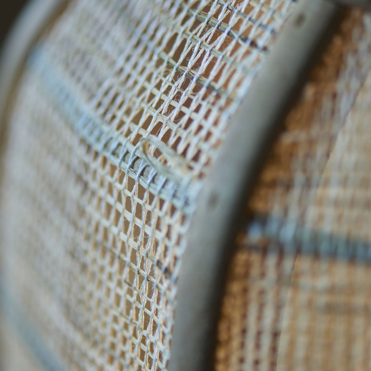 Zaire Handmade Table Lamp in Wood and Natural Linen