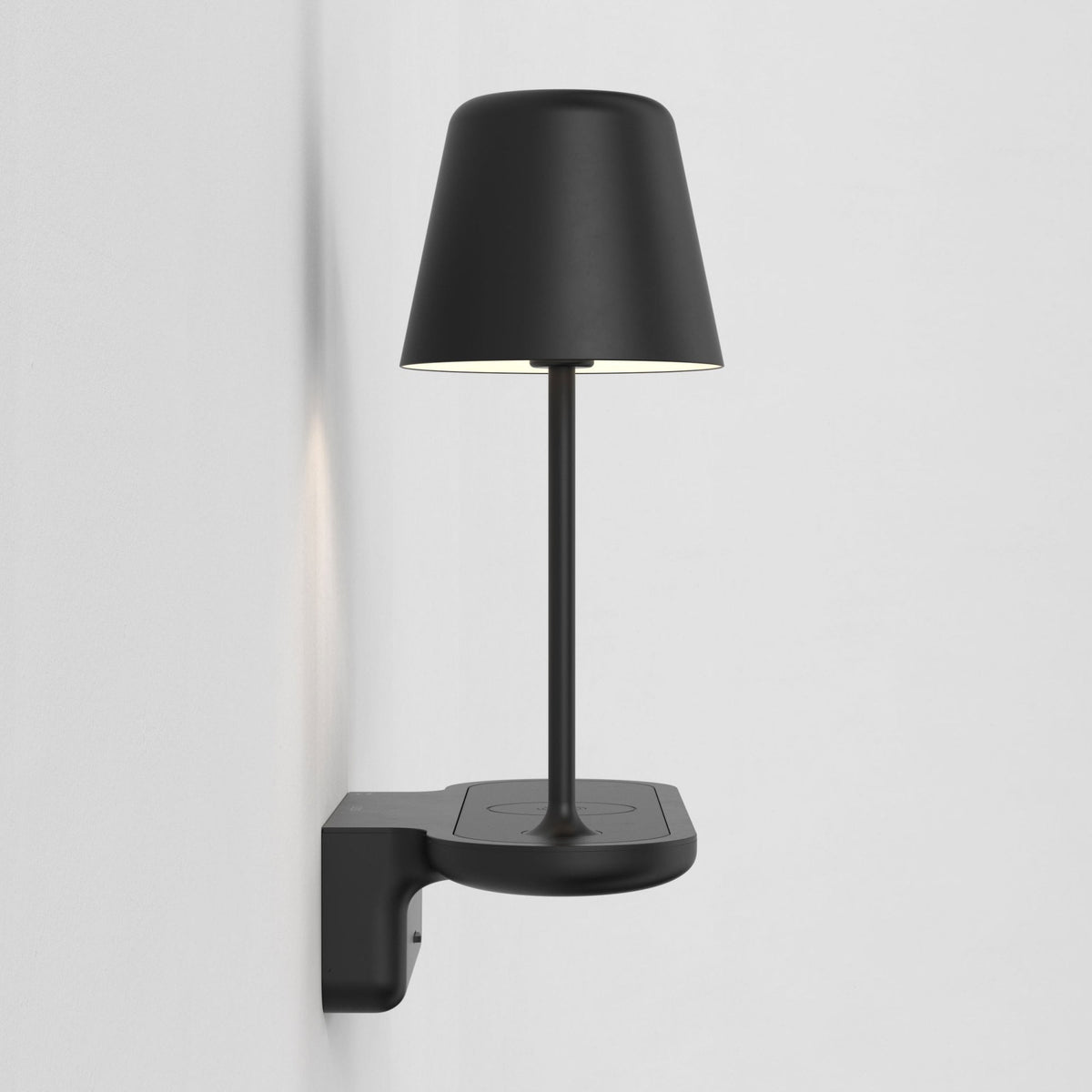 Ito Wireless and USB Charging Wall Reading Light in Matt Black
