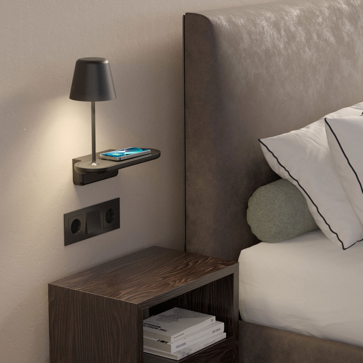 Ito Wireless and USB Charging Wall Reading Light in Matt Black
