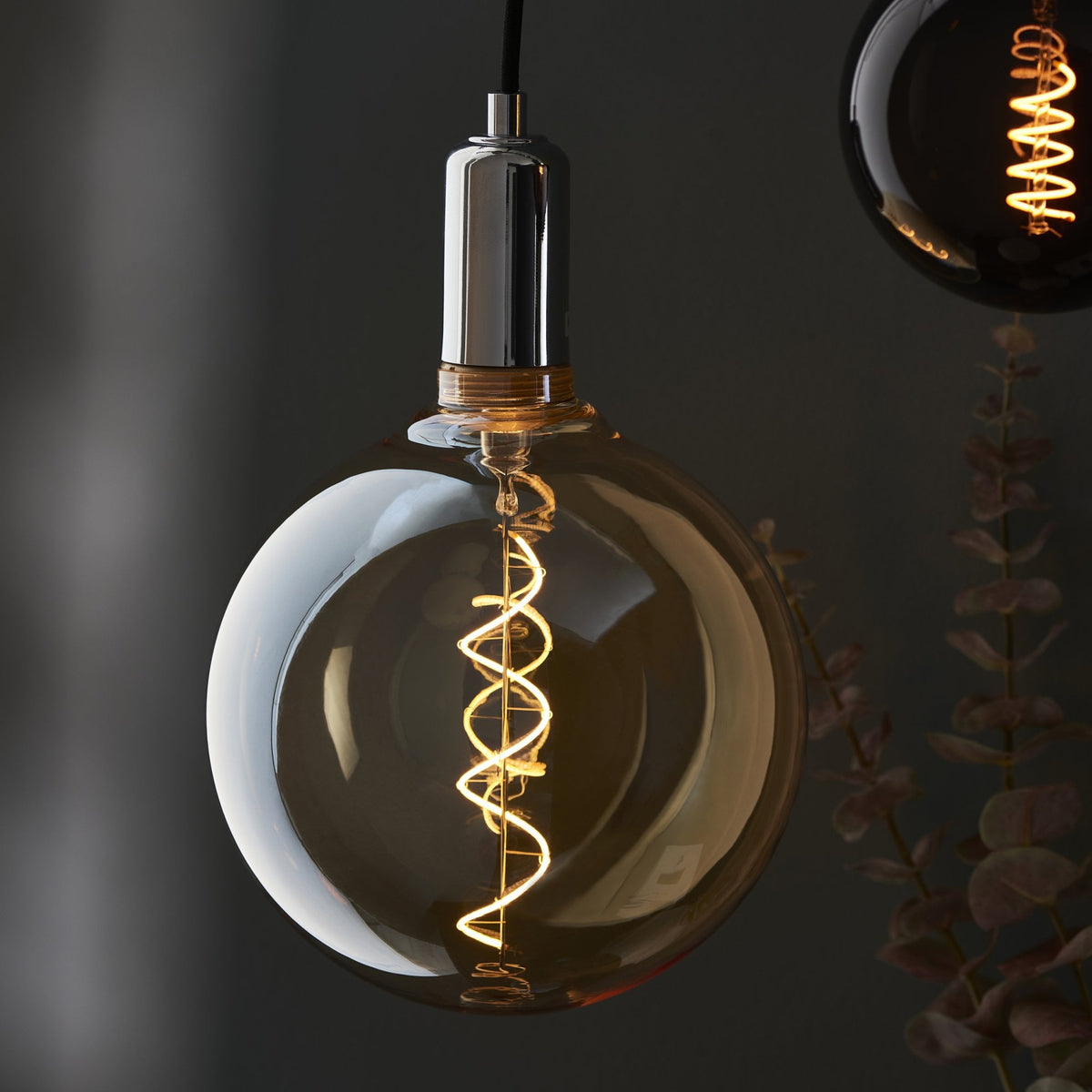 E27 Extra Warm White Spiral Filament Amber 200mm LED Globe 4W 320lm 2000K