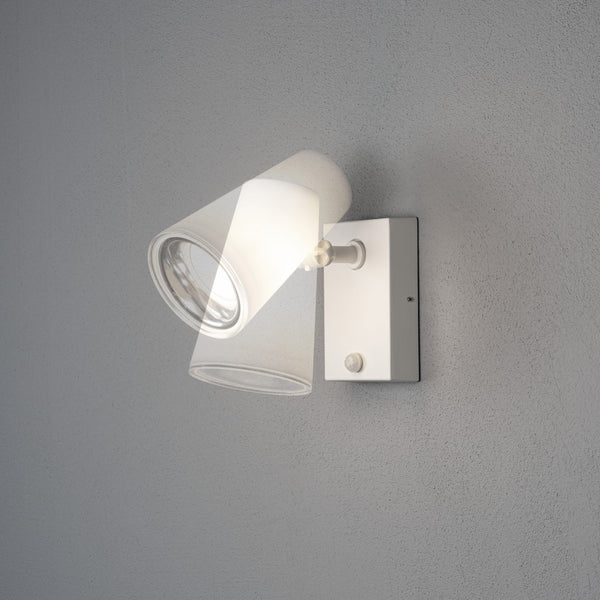 Fano IP54 PIR Outdoor Adjustable E27 Wall Light in White