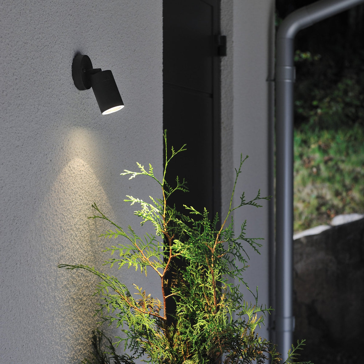 Modena Adjustable GU10 Spotlight in Black