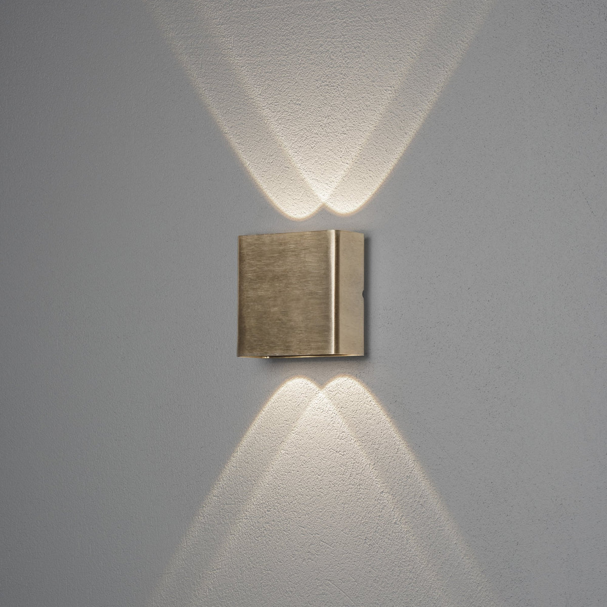 Chieri IP54 Twin 4w LED Wall Light in Brushed Brass Finish