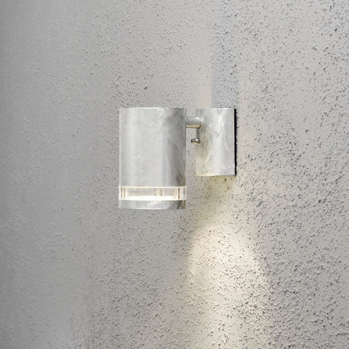 Modena Banded Outdoor IP44 Single GU10 Wall Light in Galvanised Finish