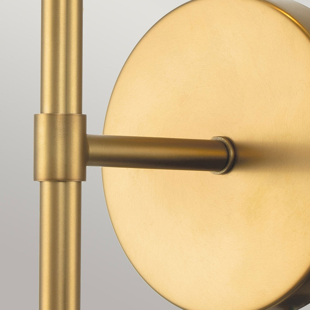 Hollis IP44 Single Wall Light in Heritage Brass with Clear Seeded Glass