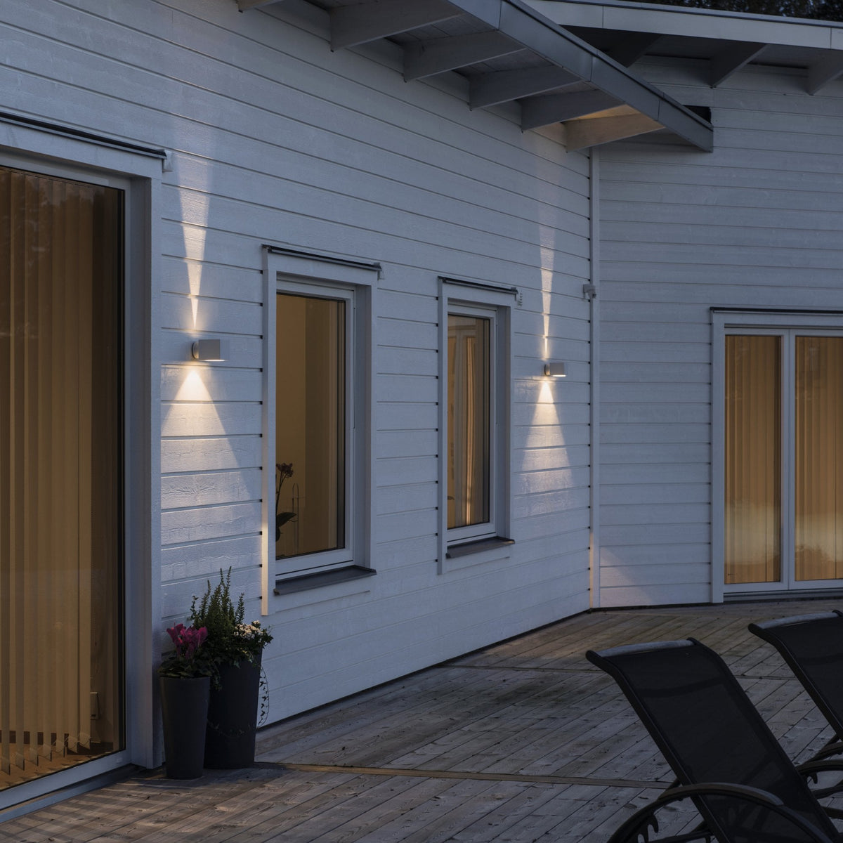 Modena Square IP44 Outdoor G9 Up and Down Wall Light in White