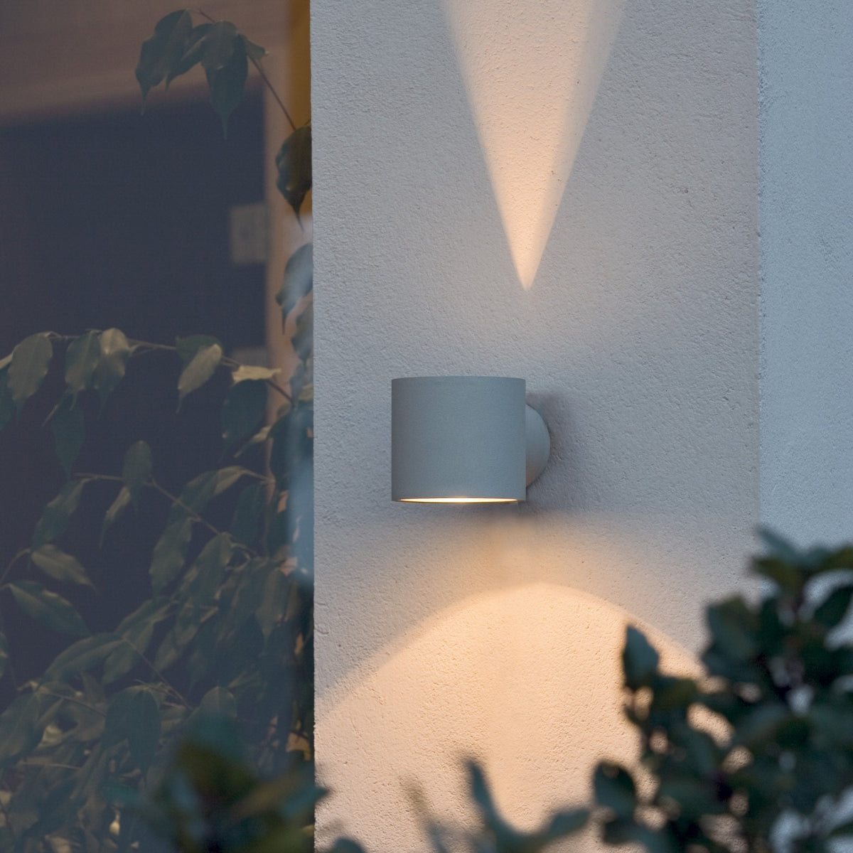 Modena Round IP44 Outdoor G9 Up and Down Wall Light in Grey