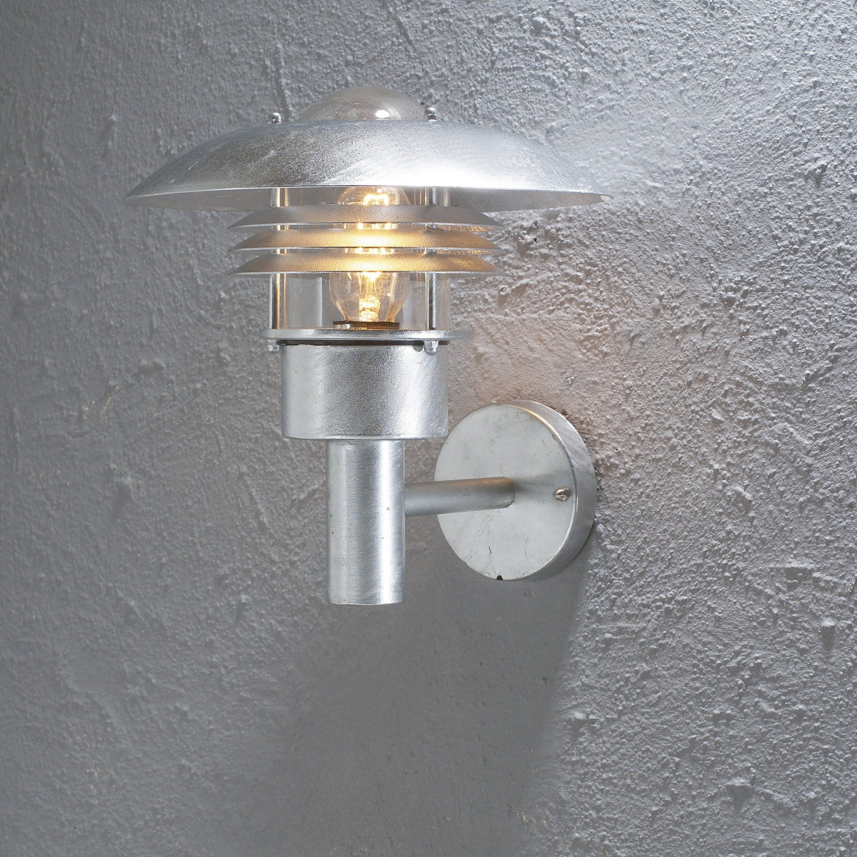 Modena Gothenburg IP44 Outdoor E27 Wall Light in Galvanised Finished