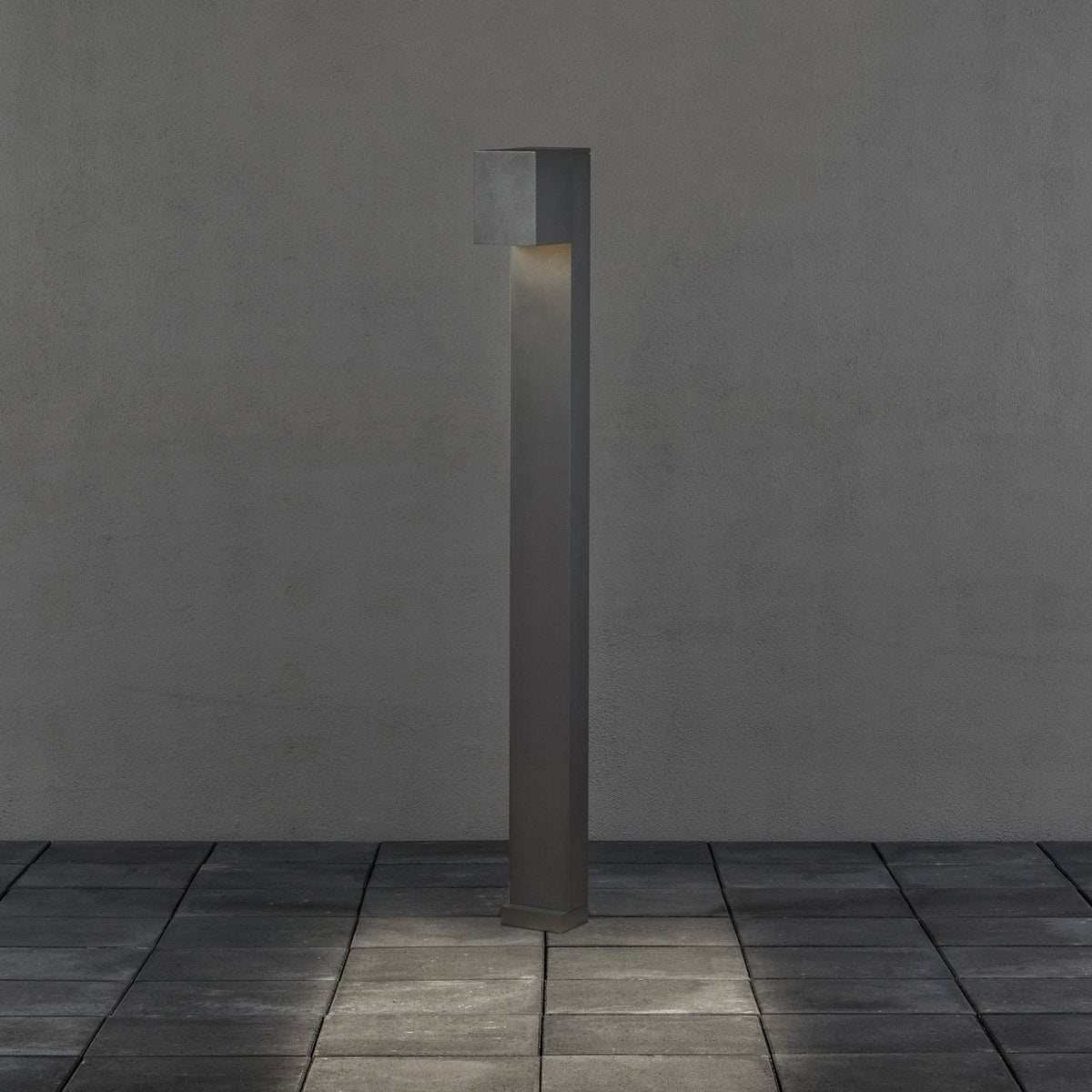 Cremona Sleek IP54 Adjustable Beam 8w LED Post light in Dark Grey