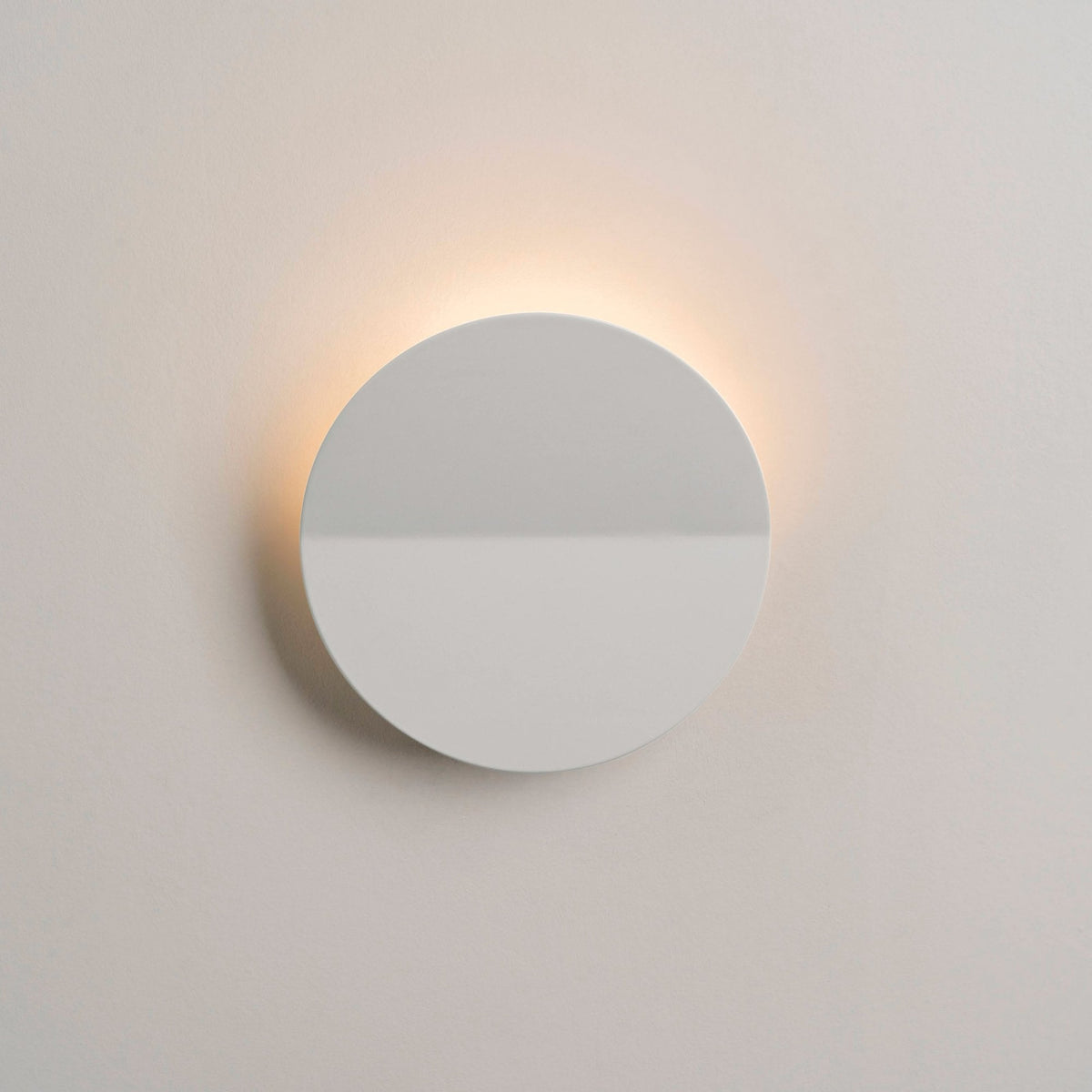 Katya Up Lighter 5w LED Wall Light in Sand