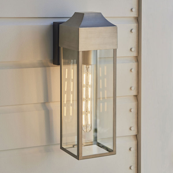 Georgian IP44 E27 Wall Light in Brushed Silver