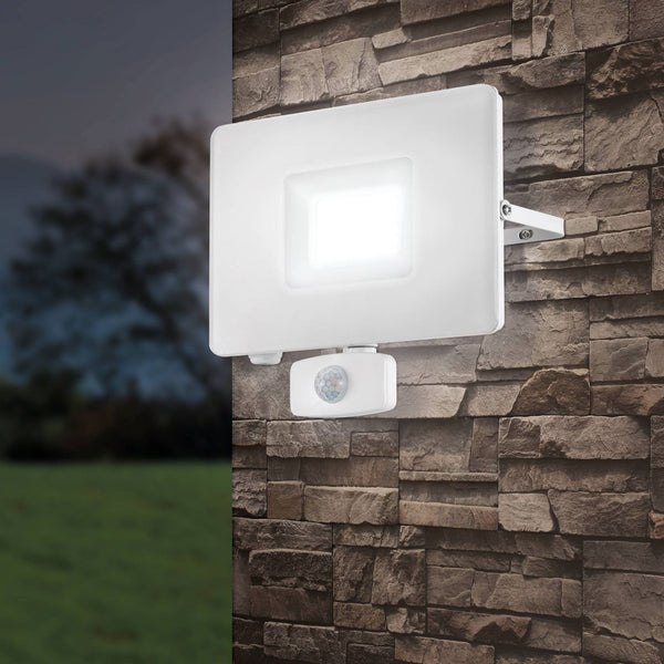 Faedo 3 LED IP44 Outdoor 53w PIR Sensor Flood Light