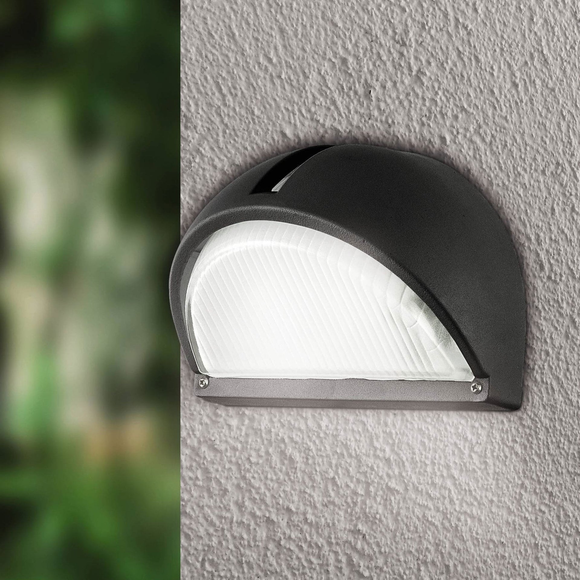 Onja IP44 Outdoor Wall Light