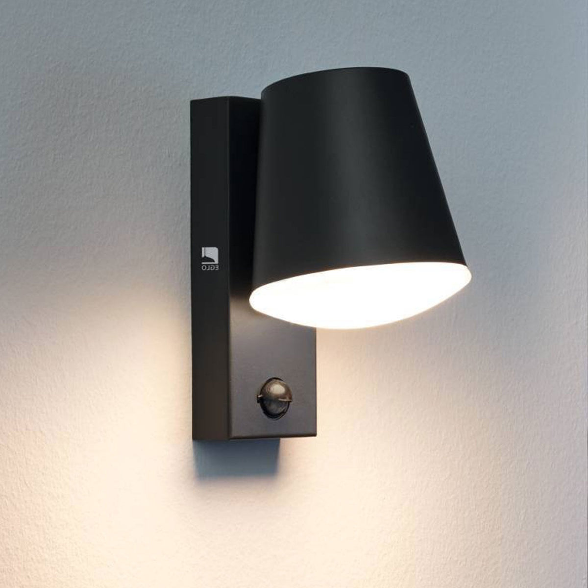 Caldiero IP44 PIR Outdoor Wall Light in Anthracite